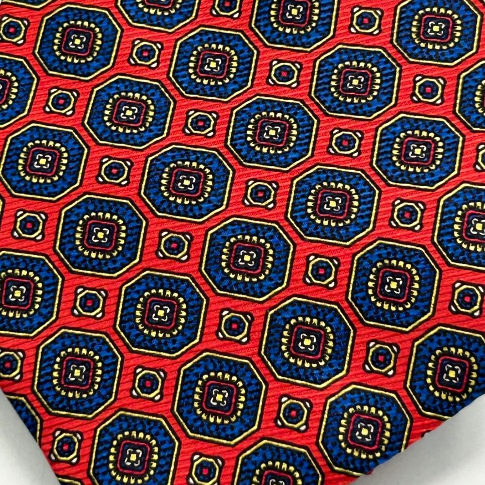 Burberrys Silk Tie Mens OS Red Blue Geometric Medallion Vintage Old Money
